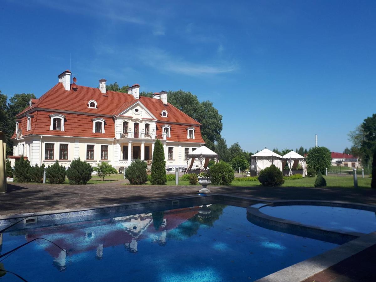 Sventes Muiza Hotel Eksteriør billede
