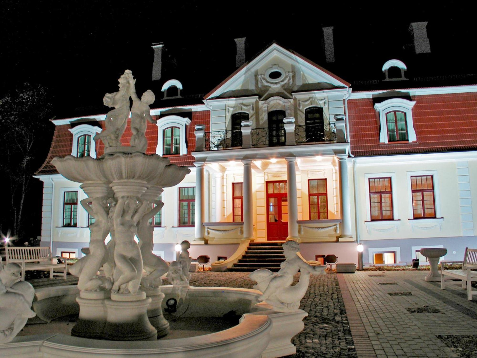 Sventes Muiza Hotel Eksteriør billede